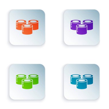 Renkli suşi simgesi beyaz arkaplanda izole edildi. Geleneksel Japon yemekleri. Kare düğmelere simgeleri yerleştir. Vektör İllüstrasyonu