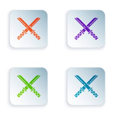 Geleneksel Japon renk katana simgesi beyaz arkaplanda izole edildi. Japon kılıcı. Kare düğmelere simgeleri yerleştir. Vektör İllüstrasyonu