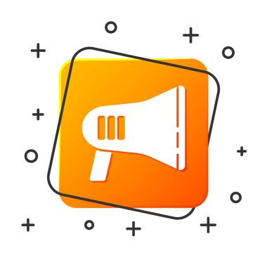 Beyaz megafon simgesi beyaz arka planda izole edilmiştir. Yüksek sesle konuşma uyarısı kavramı. Ağızlık için Bullhorn çığlık promosyonu. Turuncu kare düğmesi. Vektör Illustration