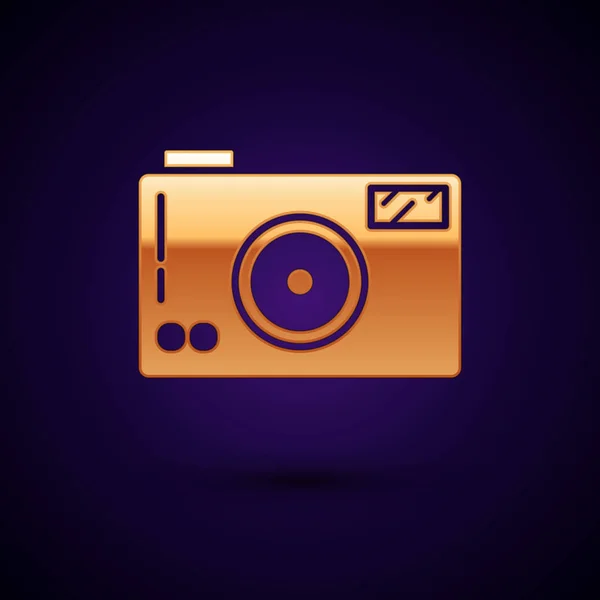 Gold Photo camera icon isolated on dark blue background. Foto camera icon. Vector Illustration — Stock Vector