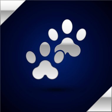 Koyu mavi arka planda yalıtılmış Gümüş Pençe baskı simgesi. Köpek ya da kedi pençesi izi. Hayvan izi. Vektör İllüstrasyonu