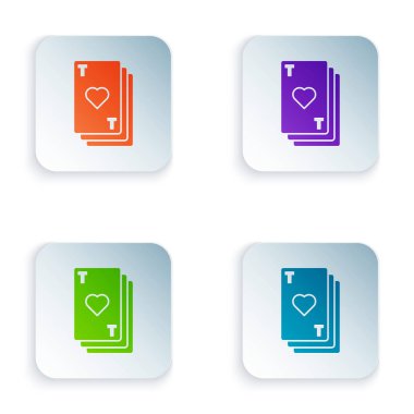 Beyaz arkaplanda kalp sembolü simgesi olan renk oynatma kartı. Kumarhane kumarı. Renkli kare düğmelere simgeleri yerleştir. Vektör İllüstrasyonu