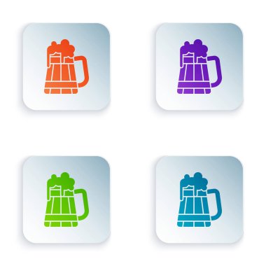 Beyaz arka planda izole Renkli Ahşap bira kupa simgesi. Simgeleri renkli kare düğmelere ayarlayın. Vektör İllüstrasyonu