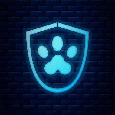 Parlayan neon Hayvan sağlık sigortası simgesi tuğla duvar arka plan izole. Evcil hayvan koruma simgesi. Köpek ya da kedi pençesi izi. Vektör İllüstrasyonu