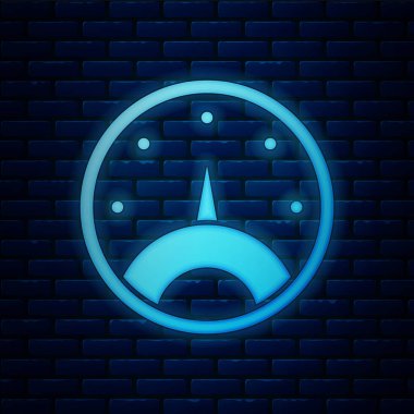 Parlayan neon hız göstergesi simgesi tuğla duvar arka planında izole edildi. Vektör İllüstrasyonu