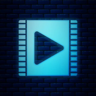 Parlak neon Play Video simgesi tuğla duvar arka plan üzerinde izole. Film şeridi oyun işareti ile. Vektör çizim