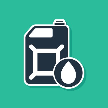 Yeşil arka planda izole edilmiş motor makine yağı ikonu için mavi plastik kutu. Benzin bidonu. Yağ değiştirme ve onarım servisi. Vektör İllüstrasyonu