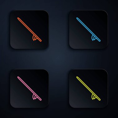 Renkli neon çizgisi sörf tahtası simgesi siyah arkaplanda izole edildi. Sörf tahtası. Olağanüstü bir spor. Spor malzemeleri. Renkli kare düğmelere simgeleri yerleştir. Vektör İllüstrasyonu