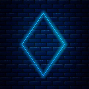 Parlayan neon hattı. Duvarda izole edilmiş elmas sembollü iskambil kartı. Kumarhane kumarı. Vektör İllüstrasyonu