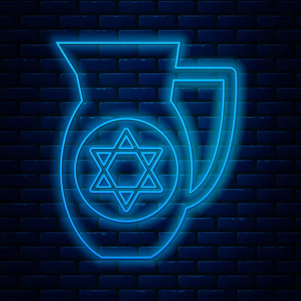 Glowing neon line Decanter with star of david icon isolated on brick wall background. Pottery jug. Organic product in carafe. Vector Illustration — Stock Vector