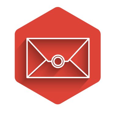 Beyaz çizgi Zarf simgesi uzun gölgeli izole edilmiş. E- posta mektup sembolü. Kırmızı altıgen düğmesi. Vektör İllüstrasyonu