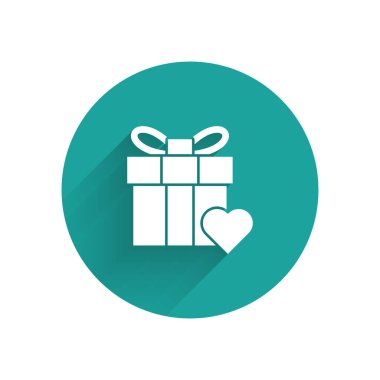 Beyaz hediye kutusu ve kalp ikonu uzun gölgelerle izole edilmiş. Sevgililer Günü. Yeşil daire düğmesi. Vektör İllüstrasyonu