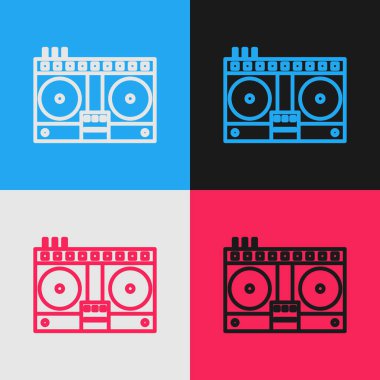 Müzik simgesini çalmak ve karıştırmak için renkli çizgi Dj uzaktan kumandası renk arkaplanında izole edildi. Vinil çalar ve uzaktan kumandayla DJ karıştırıcısı tamamlandı. Klasik tarzda çizim. Vektör İllüstrasyonu