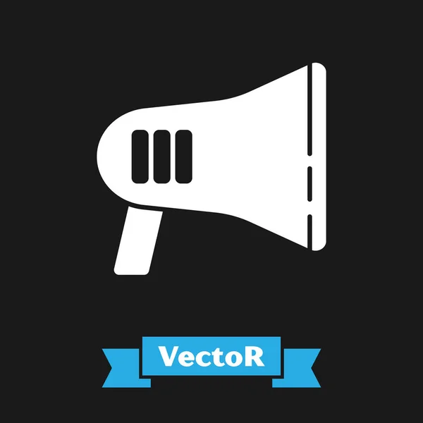 Icono de megáfono blanco aislado sobre fondo negro. Fuerte concepto de alerta de voz. Bullhorn para promoción de grito de boquilla. Ilustración vectorial — Vector de stock