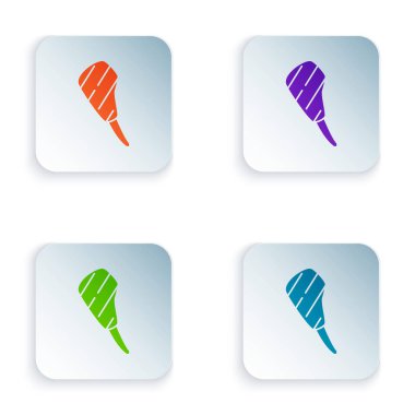 Beyaz arka planda izole edilmiş renkli pirzola biftek ikonu. Biftek baltası. Bir parça et. Kare düğmelere simgeleri yerleştir. Vektör İllüstrasyonu