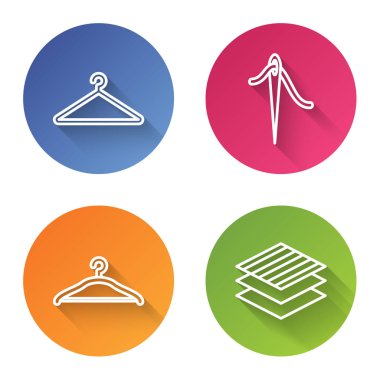 Hat askısı gardırobu, iplikle dikiş dikmek için iğne, elbise dolabı ve kumaş rulosu. Renkli daire düğmesi. Vektör