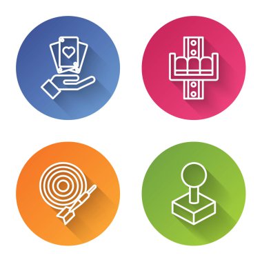 Oyun kartları, atlıkarınca, atari makinesi için klasik dart tahtası, ok ve Joystick. Renkli daire düğmesi. Vektör