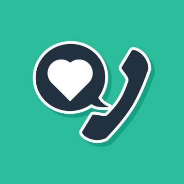 Kalp emojisi konuşma baloncuklu mavi telefon yeşil arkaplanda izole edilmiş ekran simgesine mesaj gönder. Sevgililer Günü. Vektör İllüstrasyonu