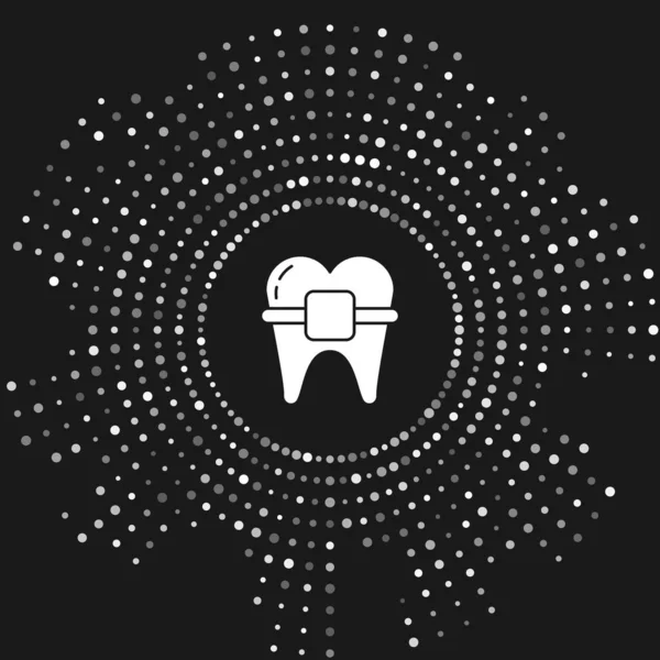 White Teeth with braces icon isolated on grey background. Alignment of bite of teeth, dental row with with braces. Dental concept. Abstract circle random dots. Vector Illustration — 스톡 벡터