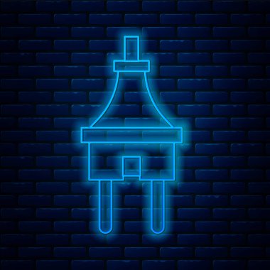 Parlayan neon hattı elektrik prizi simgesi tuğla duvar arka planında izole edildi. Bağlantı kavramı ve elektriğin kesilmesi. Vektör İllüstrasyonu