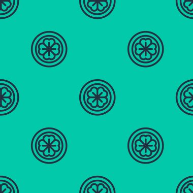 Dört yapraklı yonca ikonlu mavi çizgi altın sikke yeşil arka planda izole edilmiş kusursuz desen. Aziz Patrick gününüz kutlu olsun. Vektör İllüstrasyonu