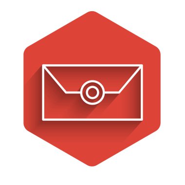 Beyaz çizgi Zarfı 'nda uzun gölgeli, noel partisi davetiye kartı simgesi var. Mutlu Noeller ve mutlu yıllar. Kırmızı altıgen düğmesi. Vektör İllüstrasyonu