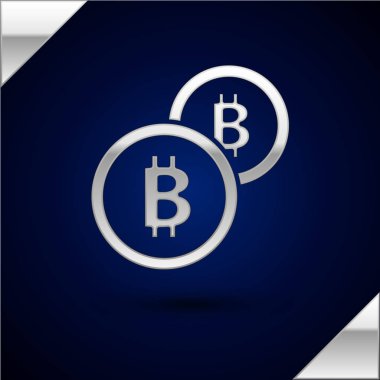 Gümüş Cryptocurrency sikke Bitcoin simgesi koyu mavi arka plan üzerinde izole. Fiziksel biraz para. Blockchain tabanlı güvenli kripto para birimi. Vektör İllüstrasyonu
