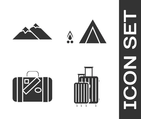 Встановіть валізу для подорожей, гори, валізу для подорожей, наклейки та туристичний намет з іконою дерев'яного вогню. Векторні — стоковий вектор
