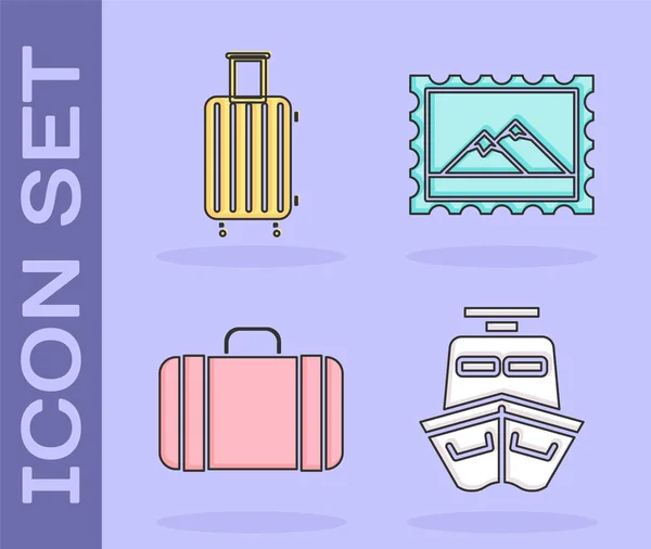 Set barco, maleta para viajar, maleta para viajar y sello postal e icono de las montañas. Vector — Archivo Imágenes Vectoriales