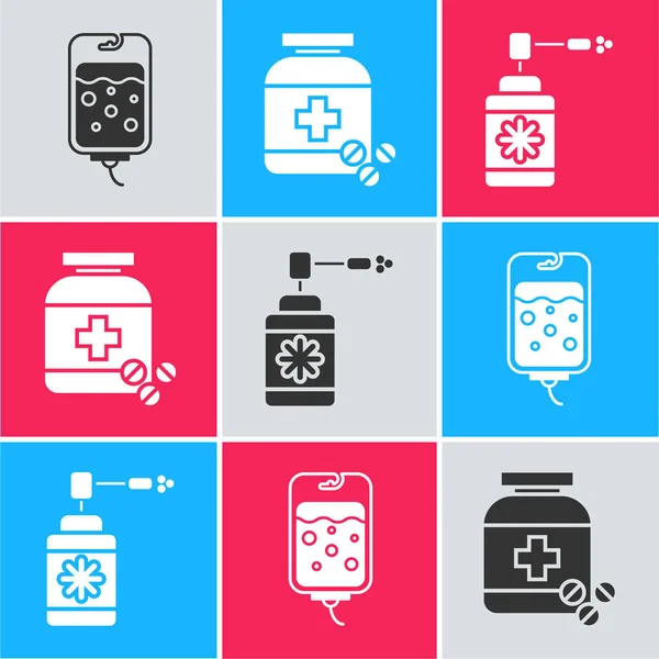 Set IV bag, Medicine bottle and pills and Medical bottle with nozzle spray icon. Vector — 스톡 벡터