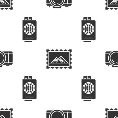 Fotoğraf makinesi, posta pulu, Mısır piramitleri ve pasaport ayarlayın. Vektör