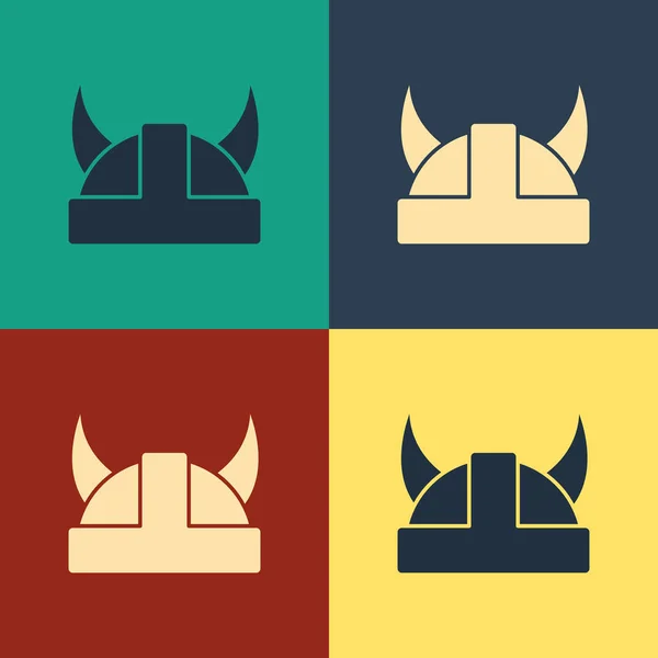 Colore Viking in icona casco cornuto isolato su sfondo colore. Disegno in stile vintage. Illustrazione vettoriale — Vettoriale Stock