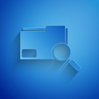 Mavi arka planda izole klasör simgesi ile kağıt kesme arama kavramı. Büyüteç cam ve belge. Veri ve bilgi işareti. Kağıt sanatı tarzı. Vektör Illustration