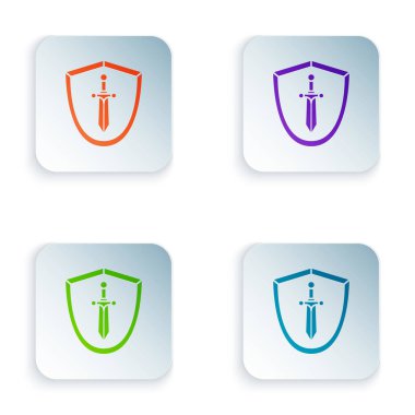 Beyaz arka planda izole edilmiş kılıç ikonu olan renkli Ortaçağ kalkanı. Kare düğmelere simgeleri yerleştir. Vektör İllüstrasyonu
