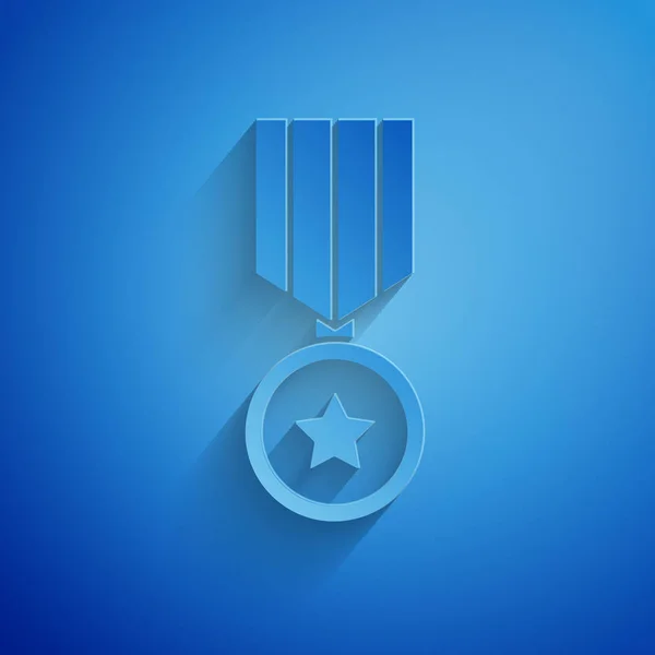 Papel cortado Ícone de medalha de recompensa militar isolado em fundo azul. Assinatura do exército. Estilo de arte de papel. Ilustração vetorial —  Vetores de Stock
