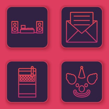 Ev teybini iki hoparlörlü ayarla sigara paketini aç davetiye kartlı zarf ve palyaço kafası. Mavi kare düğme. Vektör