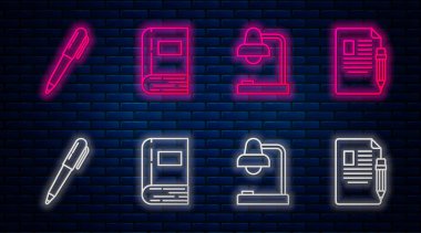 Satır kitabını, masa lambasını, kalemini, sınav kağıdını ve silgisini ayarla. Tuğla duvarda parlayan neon simgesi. Vektör
