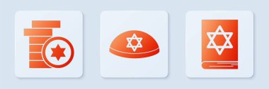 Yahudi kippah 'ı David' in yıldızı, Yahudi parası ve Yahudi torah kitabıyla ayarla. Beyaz kare düğme. Vektör