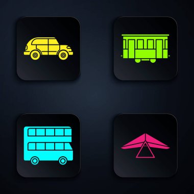 Hang planör, Hatchback arabası, çift katlı otobüs ve Old City tramvayı. Siyah kare düğme. Vektör