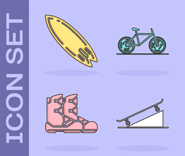 将滑板设置在街道坡道 冲浪板 靴子和自行车图标上 — 图库矢量图片