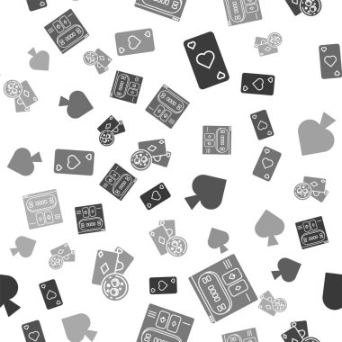Kalp sembollü iskambil kartı, çevrimiçi poker masası oyunu, maça sembollü kağıt oynamak ve buz küplü viski bardağı ve kağıt oynamak. Vektör