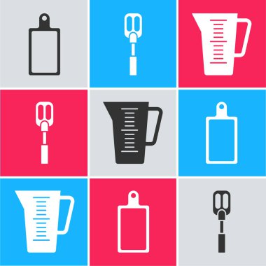 Kesme tahtası, Spatula ve Ölçme kabı simgesini ayarla. Vektör