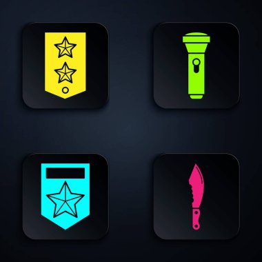 Askeri bıçak, Chevron, Chevron ve Flashlight ayarlayın. Siyah kare düğme. Vektör