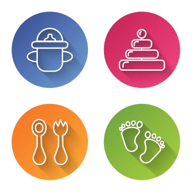 Set hattı Bebek şişesi, Piramit oyuncağı çatallı, kaşıklı bebek çatalı ve bebek ayak izleri. Renkli daire düğmesi. Vektör