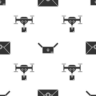 Zarfı, trafik sembollü karton kutuyu ve paketle birlikte pürüzsüz desenli teslimat dronunu ayarla. Vektör