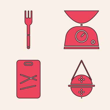 Top çay süzgecini, çatalı, pulu ve kesme tahtası simgesini ayarla. Vektör