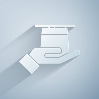 Kağıt kesiği, gri arka planda izole edilmiş, el yapımı sihirbaz şapkası. Sihir numarası. Gizemli eğlence konsepti. Kağıt sanatı tarzı. Vektör İllüstrasyonu