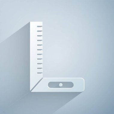 Kağıt kesiği Köşesi cetvel simgesi gri arkaplanda izole edildi. Yerleşim alanı, açı cetvel, marangozluk, ölçüm aletleri, ölçek. Kağıt sanatı tarzı. Vektör İllüstrasyonu