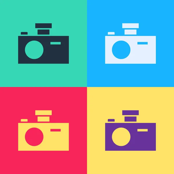 Pop art icona della fotocamera fotografica isolata su sfondo a colori. Icona della fotocamera fotografica. Illustrazione vettoriale — Vettoriale Stock