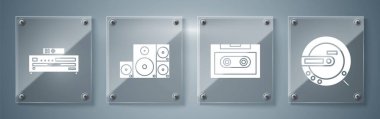 Müzik CD çalar, Retro ses kaseti, Stereo hoparlör ve müzik CD oynatıcı ayarla. Kare cam paneller. Vektör